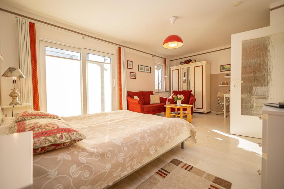 Studio 2 Im Eg Haus Stranddistel, Geschmackvoll Eingerichtete Ferienwohnung Fur 2 Personen In Zingst Exterior foto